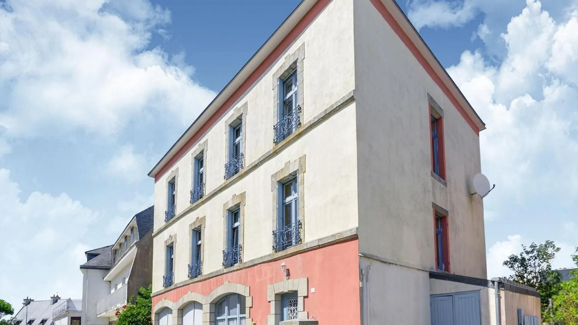 Charming Sea View Apartment In Lozen, Cleaning Included Le Pouldu Frankrig